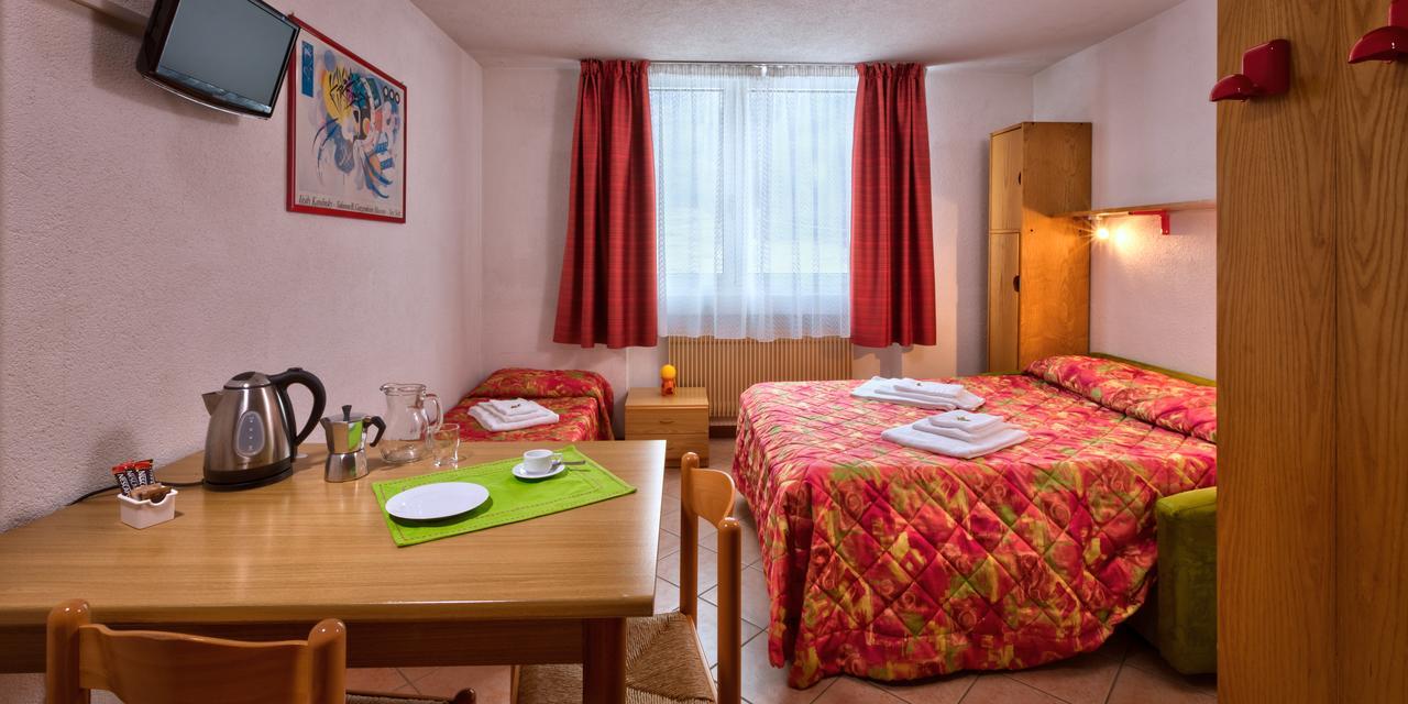 Kristall Aparthotel 4*