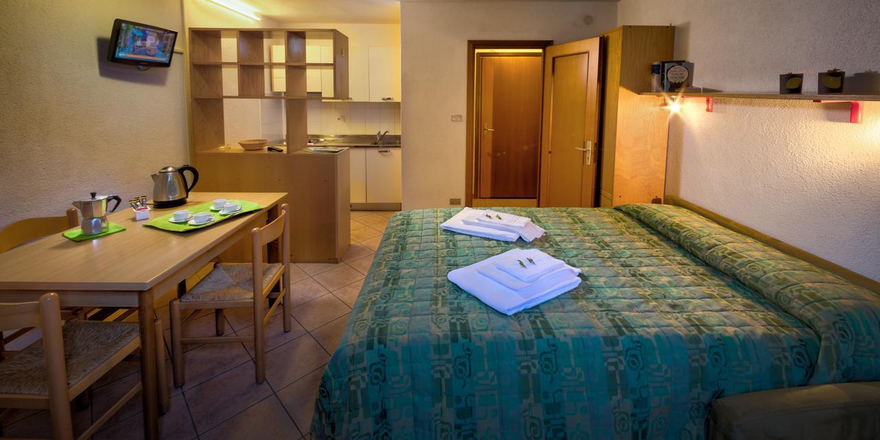 Kristall Aparthotel 4*